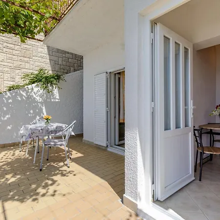 Appartamento Sani - Double With Terrace And Sea View S1